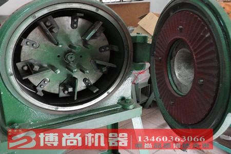 玉米磨粉機(jī)、玉米磨面機(jī)、玉米磨糝機(jī)